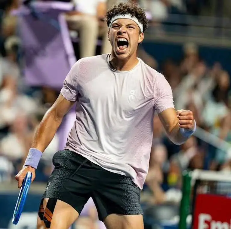 盘险胜, 维列夫又爆