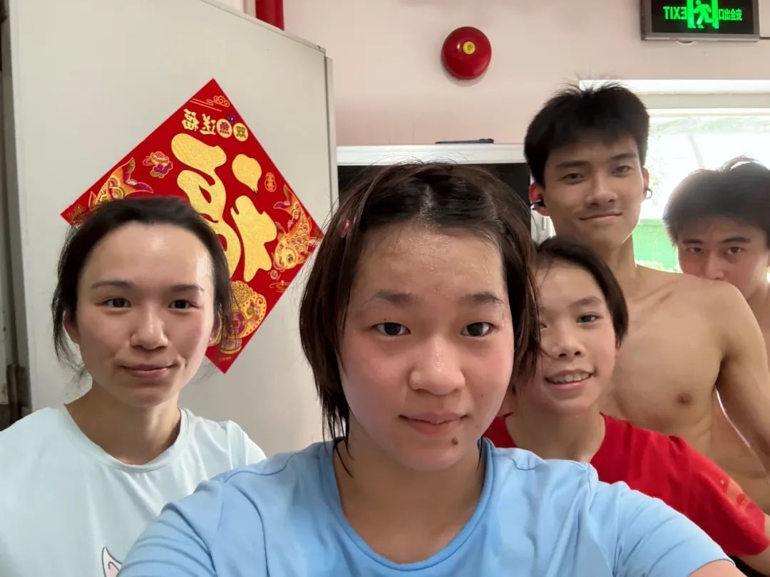 img, 掉下去, 担任
