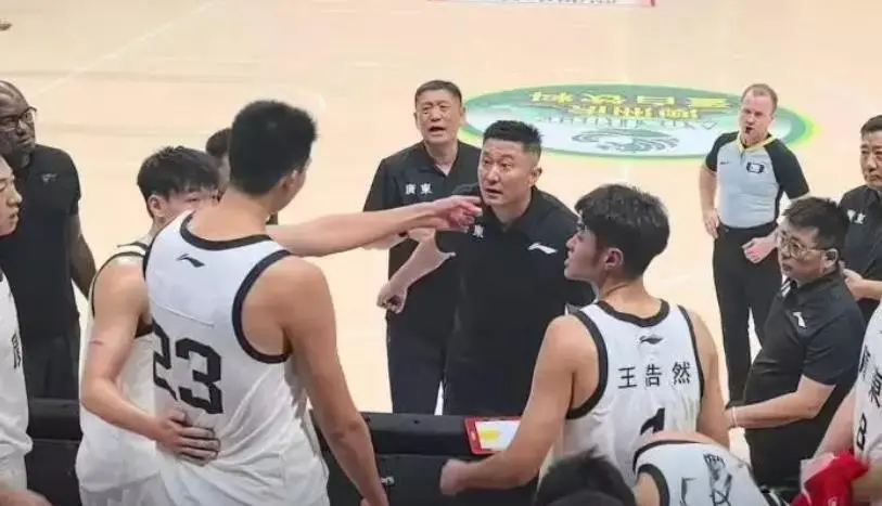 的大个子球, 分钟的上场, img