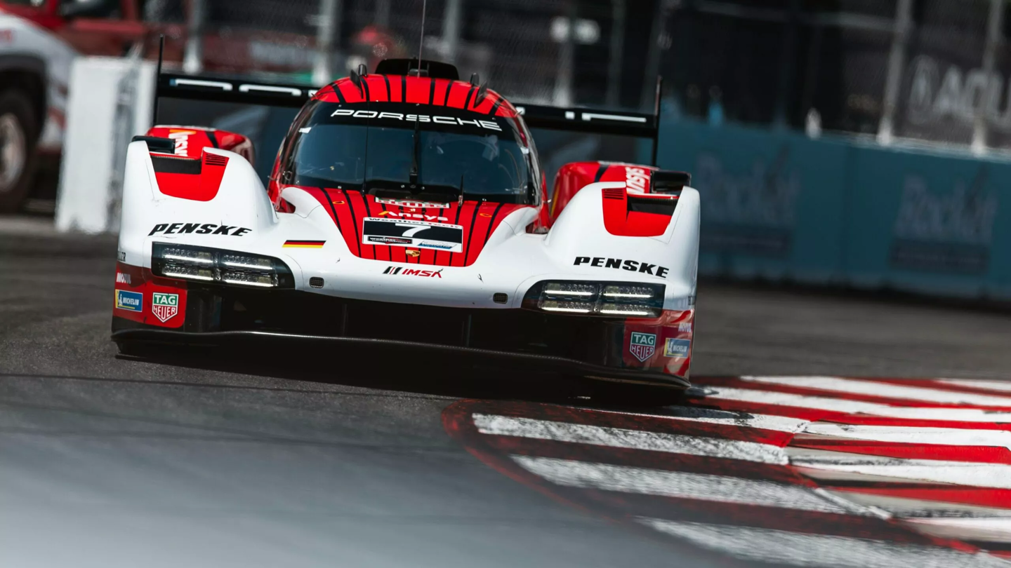 中参赛, 保时捷