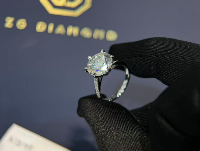 一克拉钻石, 他事后感慨, 与欧美钻石